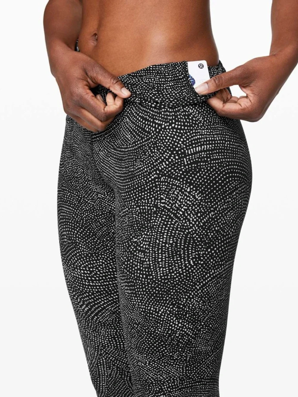 LULULEMON - Align - Free Spirit Black & White Dot-Print High-Rise Leggings - Picture 6 of 9